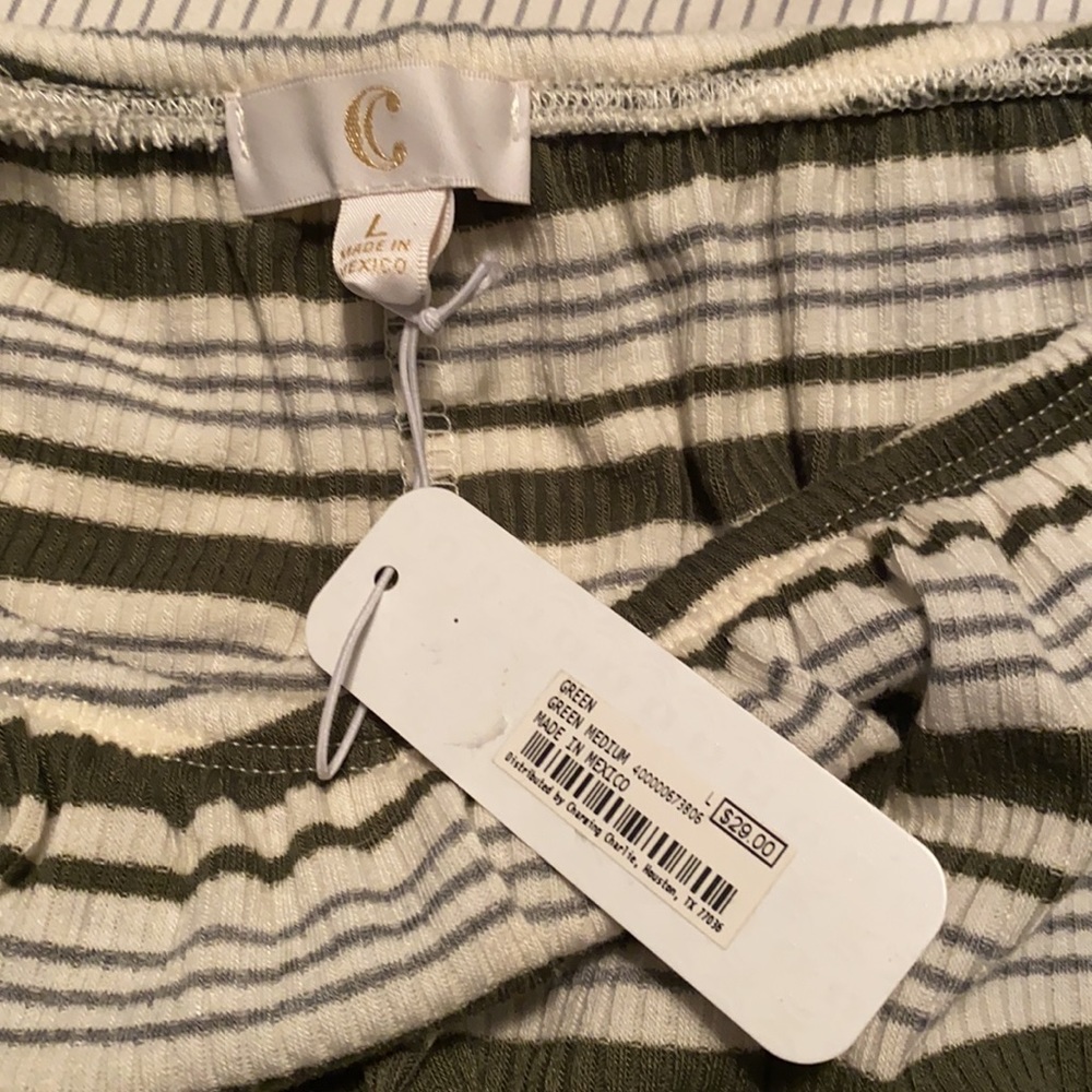 Romper - Picture 3 of 3